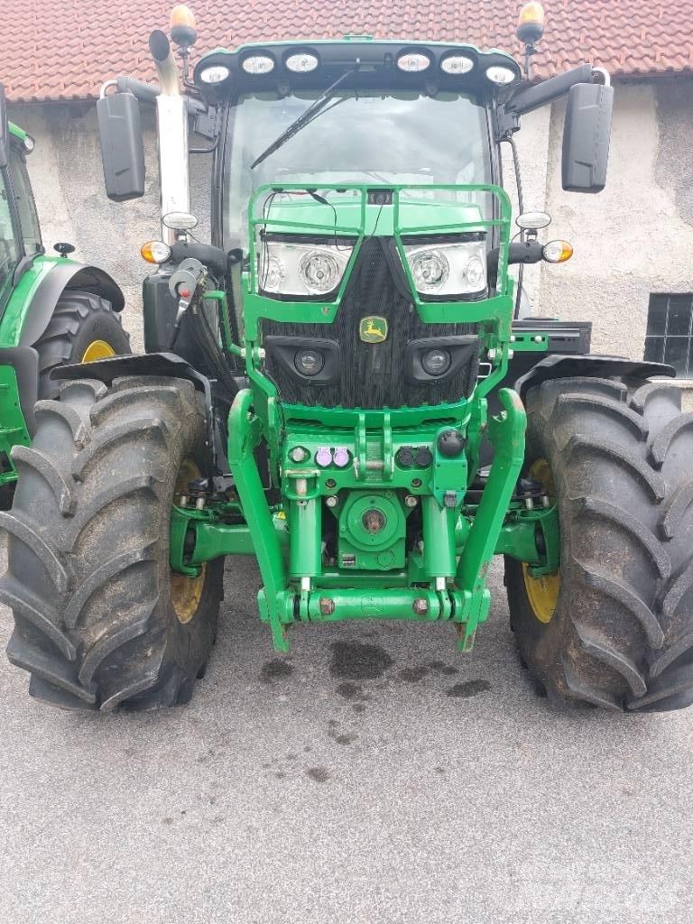 John Deere 6130 R Τρακτέρ