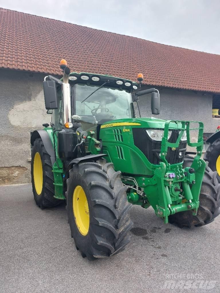 John Deere 6130 R Τρακτέρ