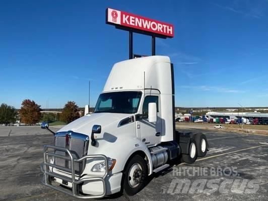 Kenworth T 680 Τράκτορες