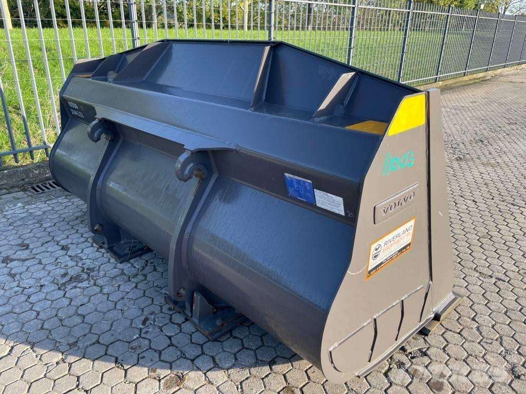 Volvo L 120 H Bucket Κουβάδες