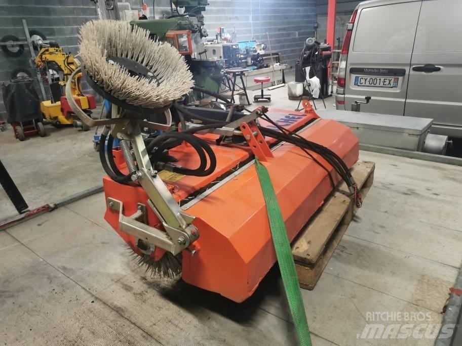 Tuchel Simplex 135HD Σκούπες