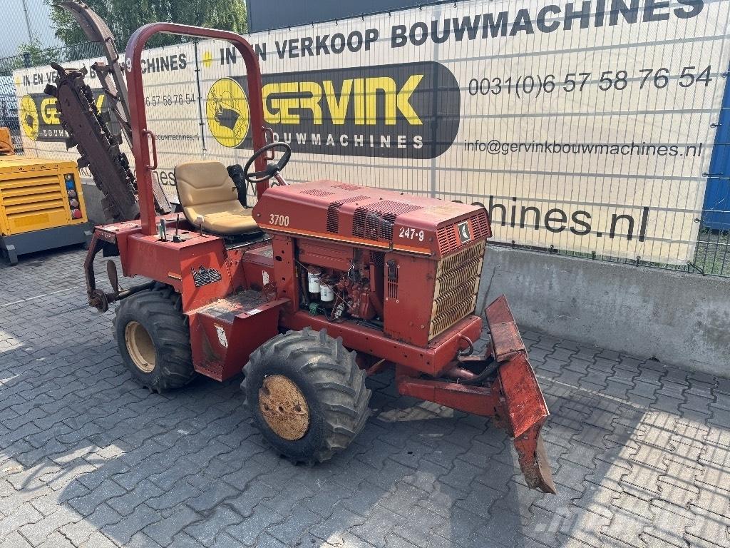 Ditch Witch 3700 DD Εκσκαφέας χανδάκων