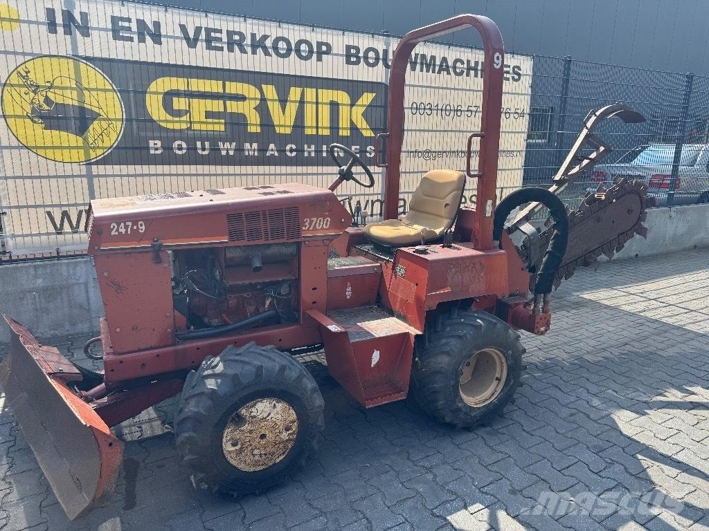 Ditch Witch 3700 DD Εκσκαφέας χανδάκων