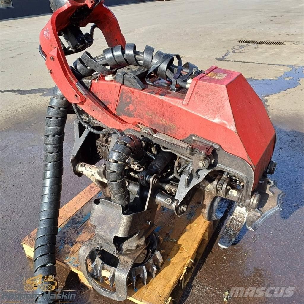 Komatsu C124 Κεφαλές συλλεκτικών μηχανών