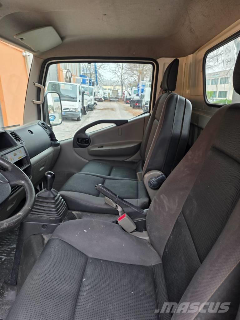 Palfinger P 200 A Εναέριες πλατφόρμες τοποθετημένες σε φορτηγό