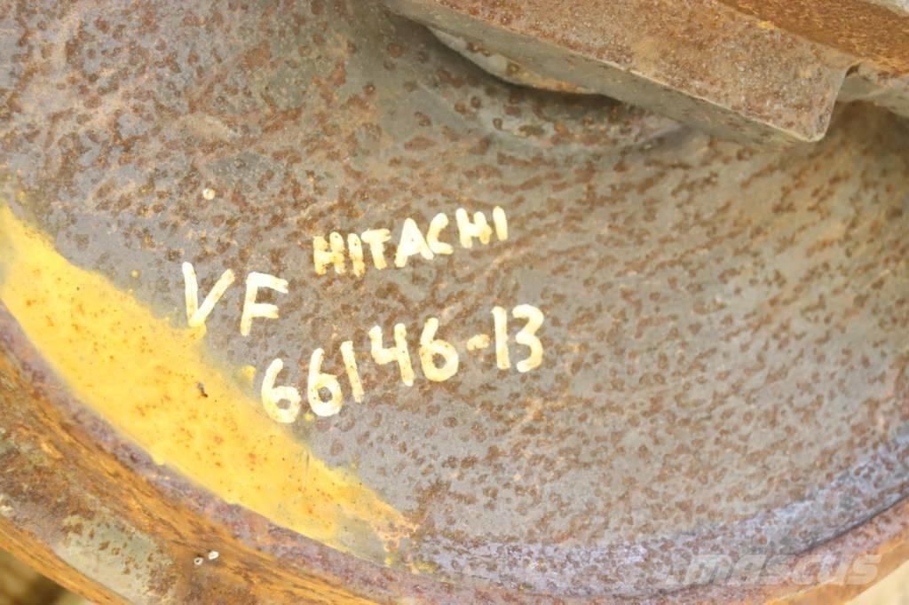 Hitachi 130 Ελαστικά και ζάντες