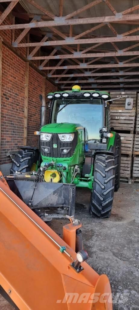 John Deere 6125 R Τρακτέρ