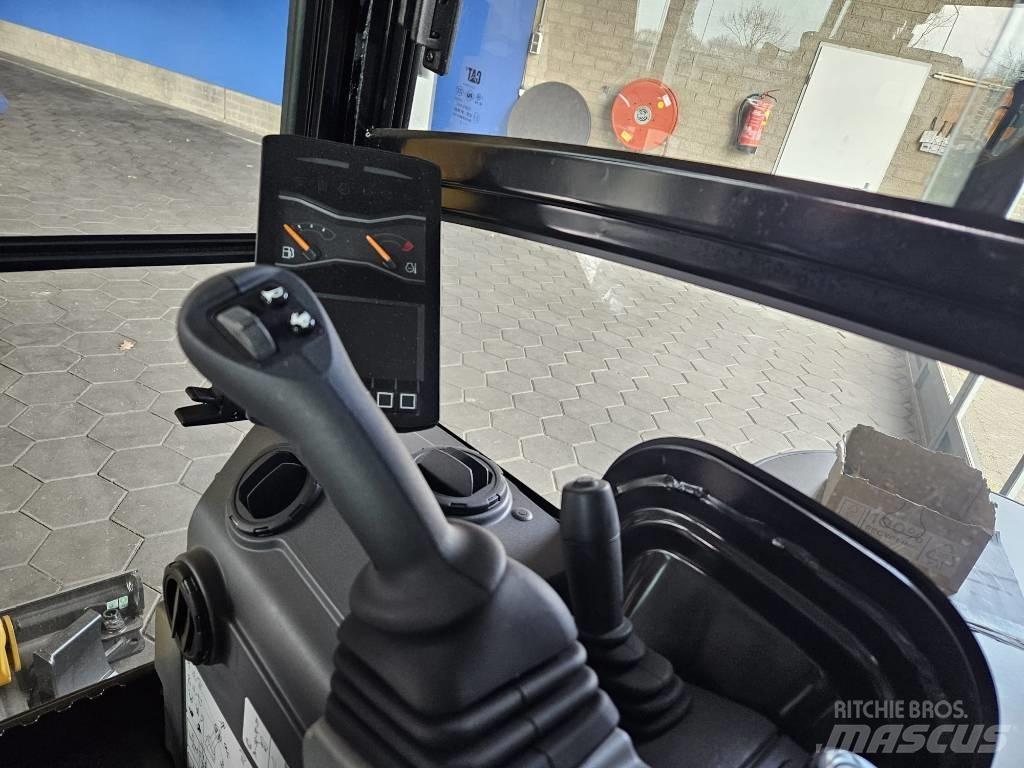 CAT 301.8 Εκσκαφάκι (διαβολάκι) < 7t
