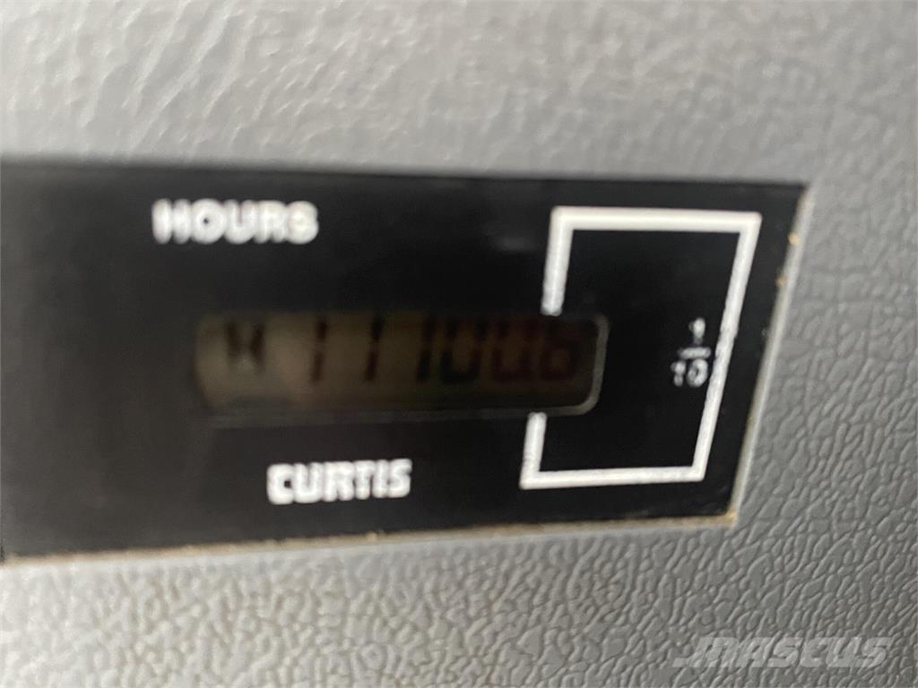 Hyundai HX520L Εκσκαφείς με ερπύστριες