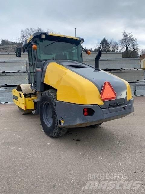 Dynapac CA1500D, Vält Οδοστρωτήρες μονού κυλίνδρου