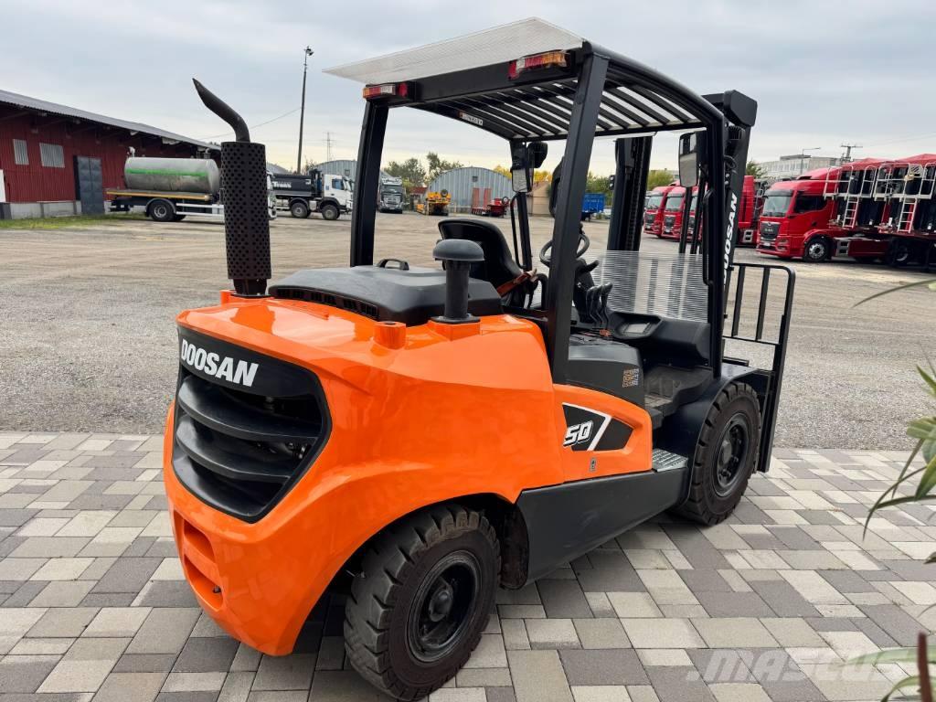 Doosan D 50,  130üó!!! 5t Πετρελαιοκίνητα Κλαρκ
