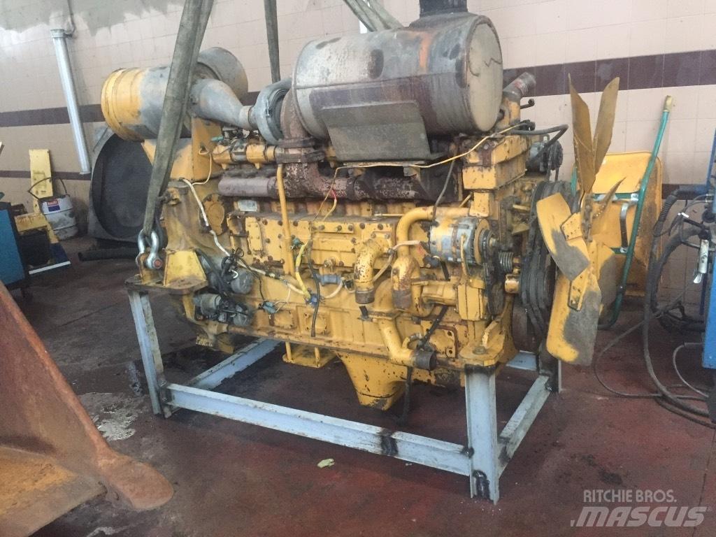 Komatsu WA600-1 Φορτωτές με λάστιχα (Τροχοφόροι)
