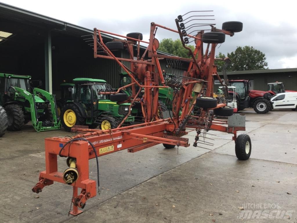 Kuhn GA 7301 Τσουγκράνες και χορτοξηραντικές μηχανές