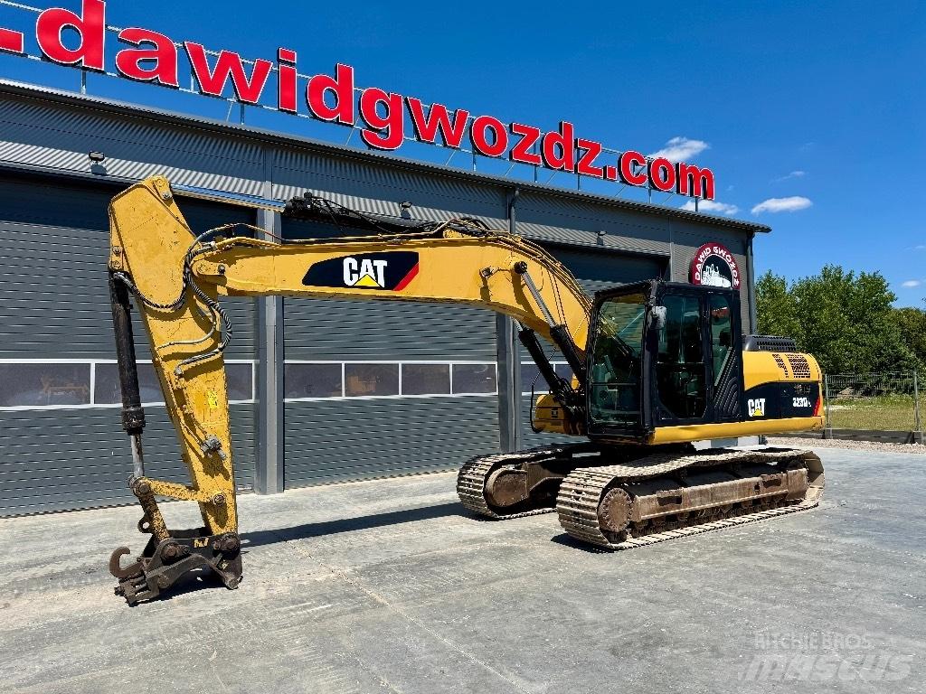 CAT 323 D LN Εκσκαφείς με ερπύστριες