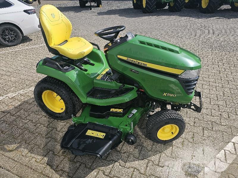 John Deere X590 Χορτοκοπτικά