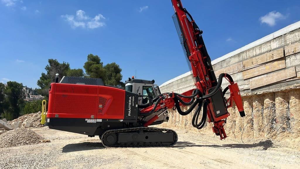 Sandvik DP 1100 i Εξοπλισμός επιφανειακών γεωτρήσεων
