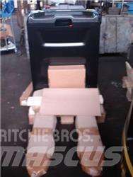 Hyster P2.0S FBW Χειροκίνητο περονοφόρο ανυψωτικό με πλατφόρμα