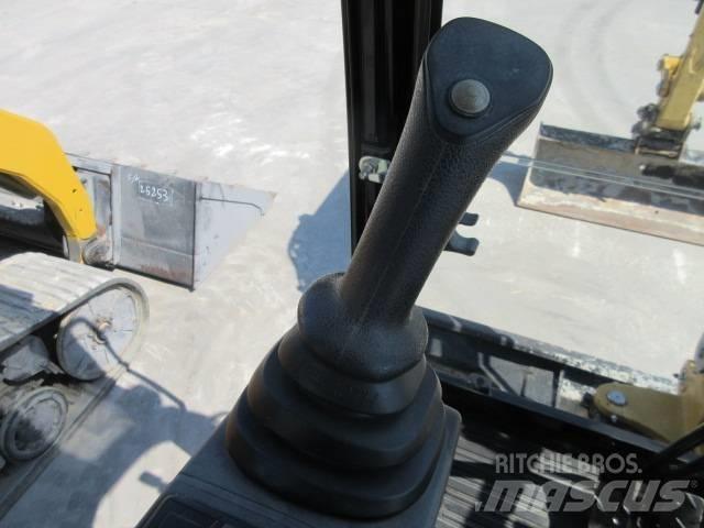 CAT 302.7 D CR Εκσκαφάκι (διαβολάκι) < 7t