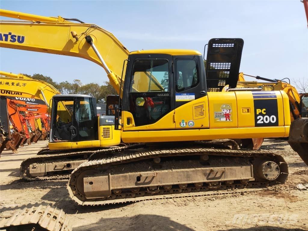 Komatsu PC 200-7 Εκσκαφείς με ερπύστριες