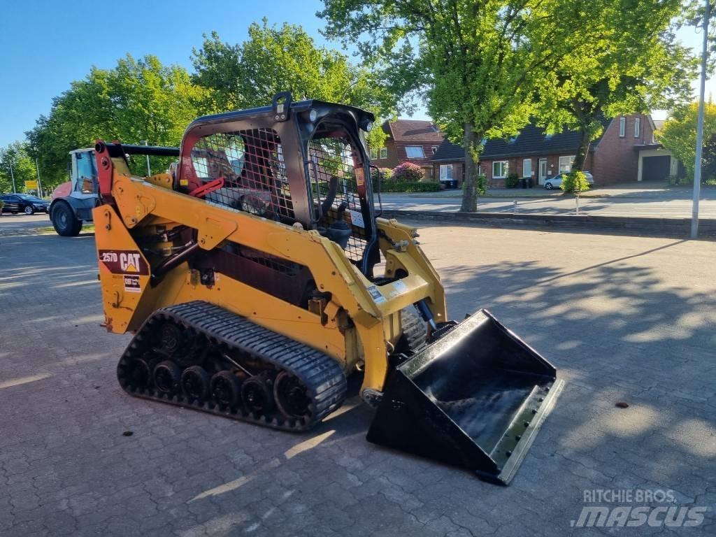 CAT 257 D Φορτωτάκια