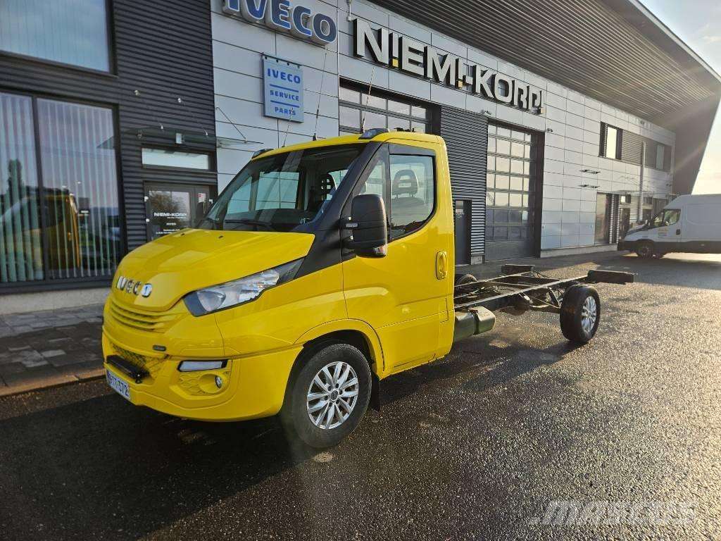 Iveco 35S18 Κλειστού τύπου