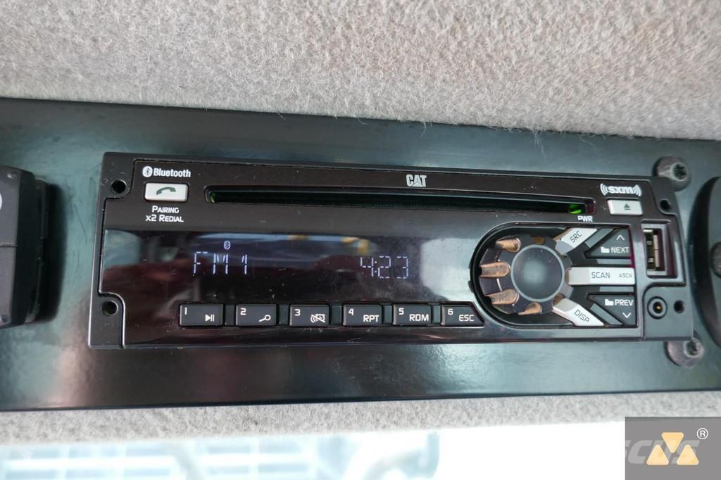 CAT 555D Μετατοπιστές