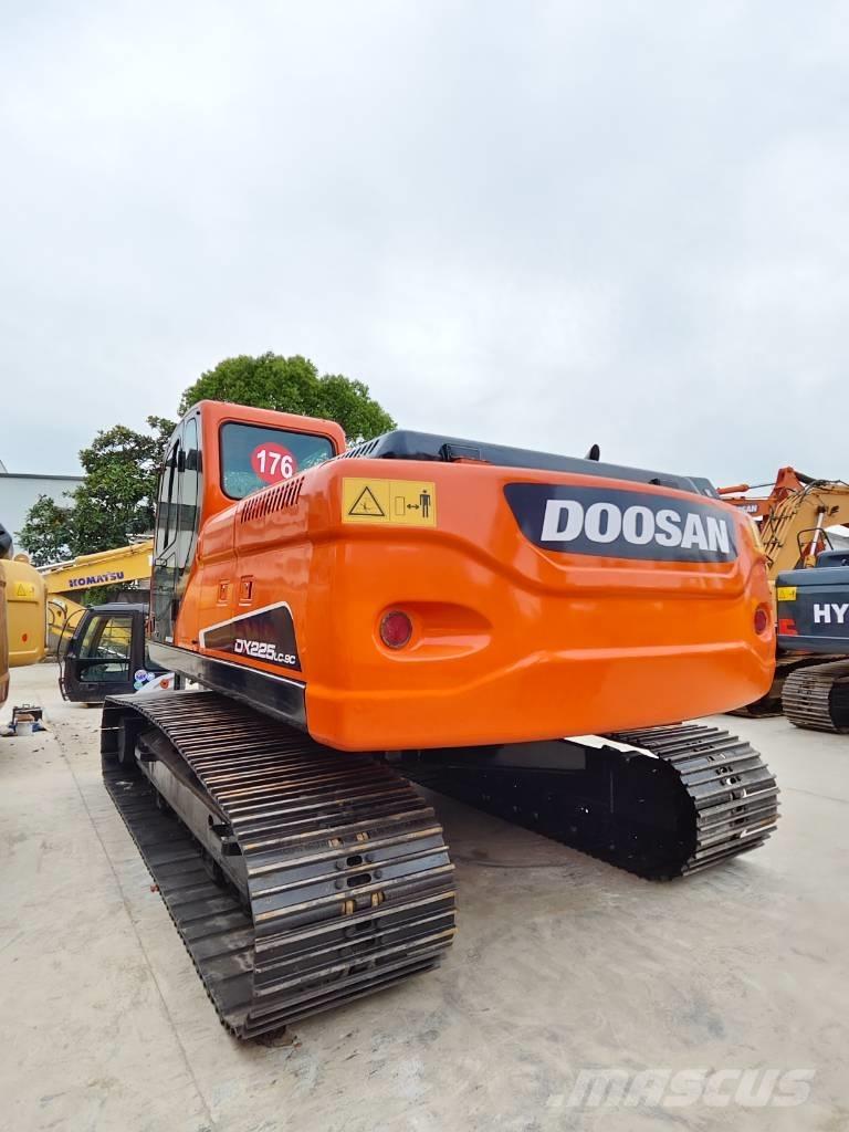 Doosan DX 225 LC-9C Εκσκαφείς με ερπύστριες