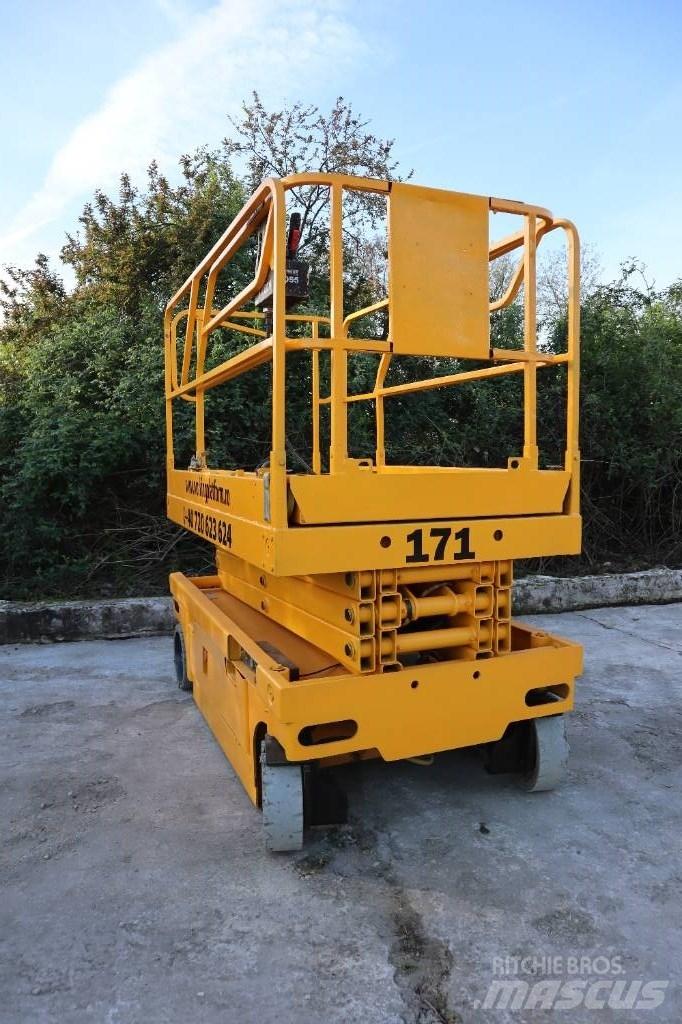 Haulotte Compact 10 Ανυψωτήρες ψαλιδωτής άρθρωσης