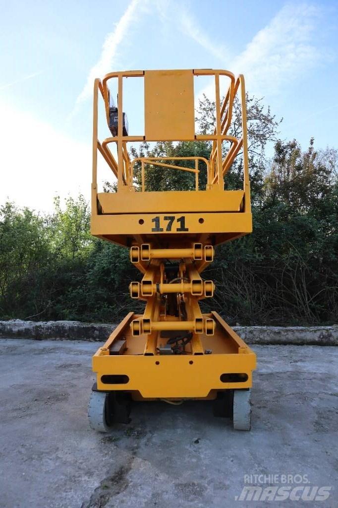 Haulotte Compact 10 Ανυψωτήρες ψαλιδωτής άρθρωσης