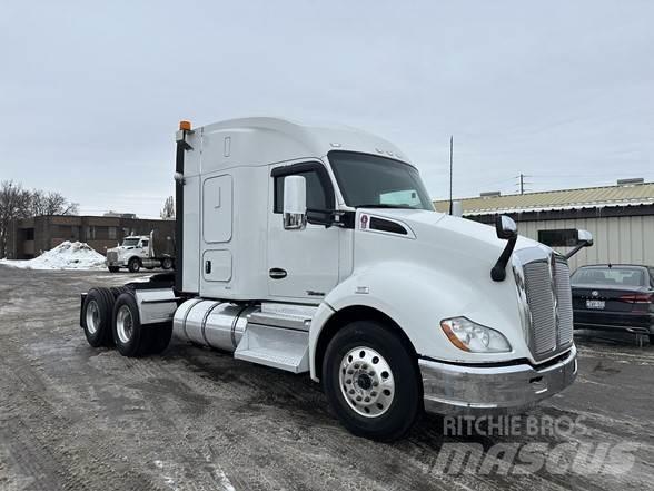 Kenworth T680 Τράκτορες