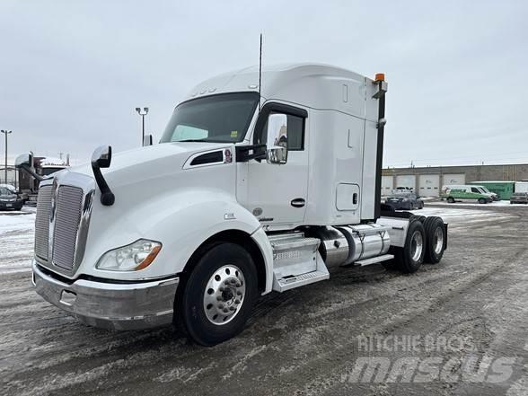 Kenworth T680 Τράκτορες