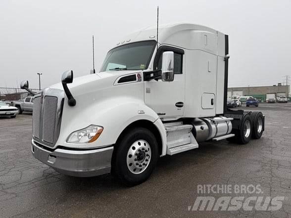 Kenworth T680 Τράκτορες