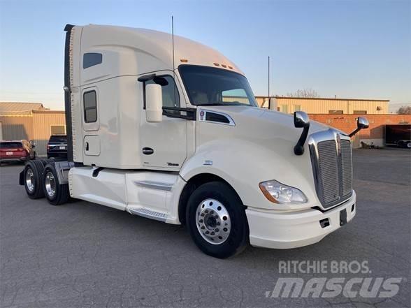 Kenworth T680 Τράκτορες