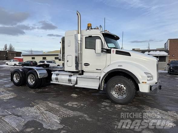 Kenworth T880 Τράκτορες