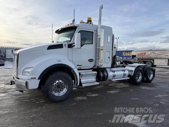 Kenworth T880 Τράκτορες