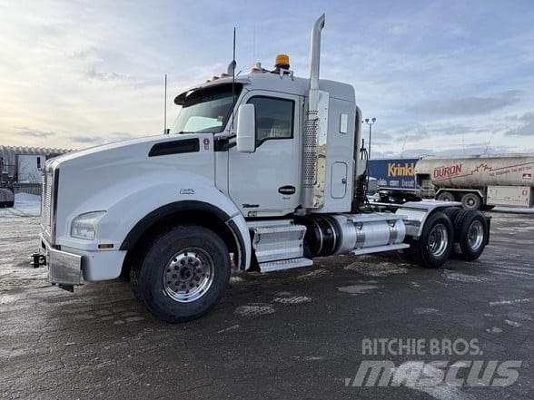 Kenworth T880 Τράκτορες