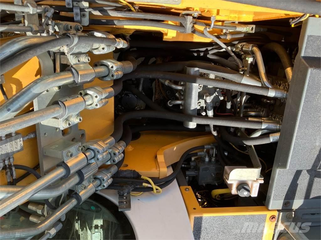 Liebherr R926 Εκσκαφείς με ερπύστριες