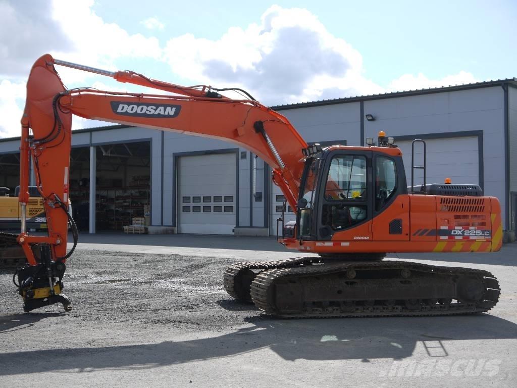 Doosan DX 225 LC-3 Εκσκαφείς με ερπύστριες