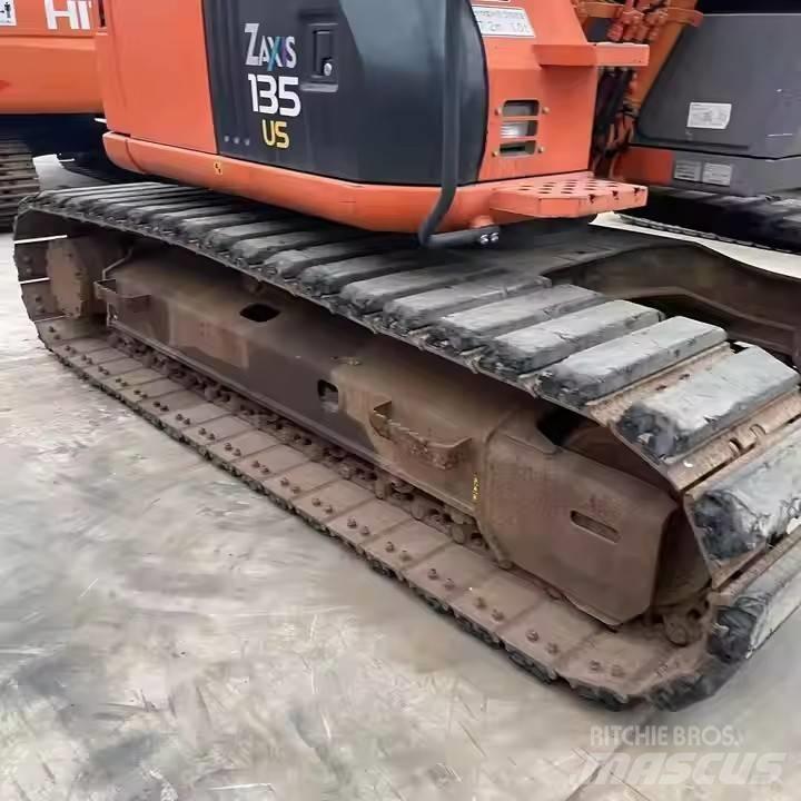 Hitachi ZX135US Εκσκαφείς με ερπύστριες