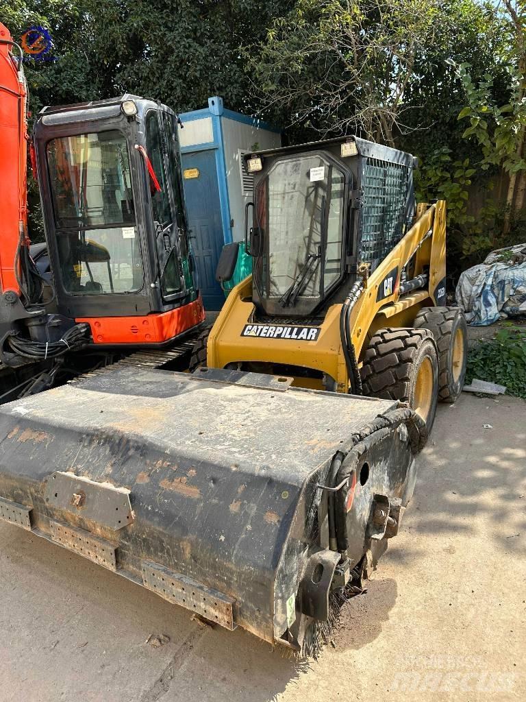 CAT 226 B Φορτωτάκια
