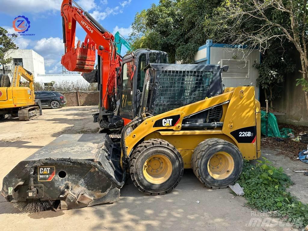 CAT 226 B Φορτωτάκια