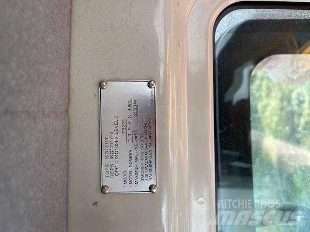 Takeuchi TB 225 Εκσκαφάκι (διαβολάκι) < 7t