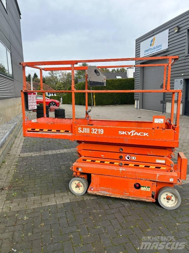 SkyJack SJ III 3219 Ανυψωτήρες ψαλιδωτής άρθρωσης
