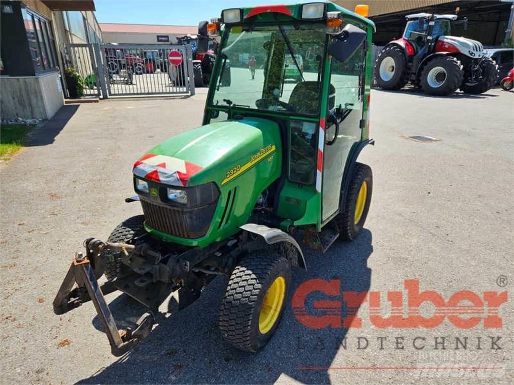 John Deere 2320 Τρακτέρ