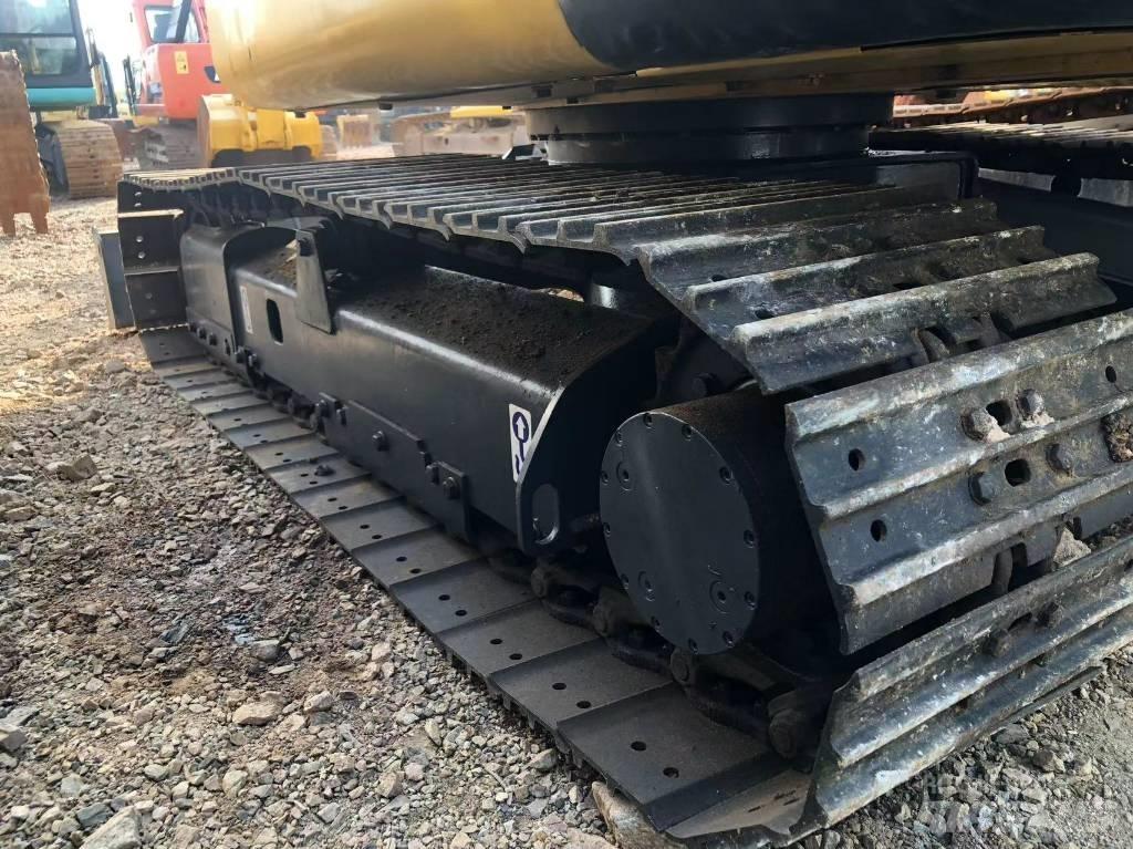 Komatsu 56-7 Εκσκαφείς με ερπύστριες
