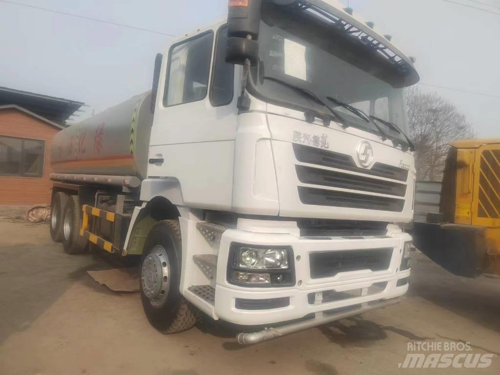 Shacman F3000 6X4 Βυτία νερού