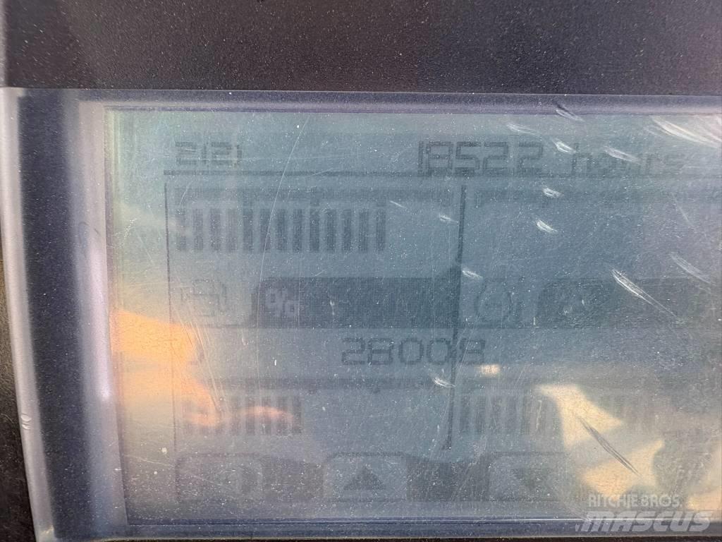 CAT CB 24 B Οδοστρωτήρες διπλού κυλίνδρου