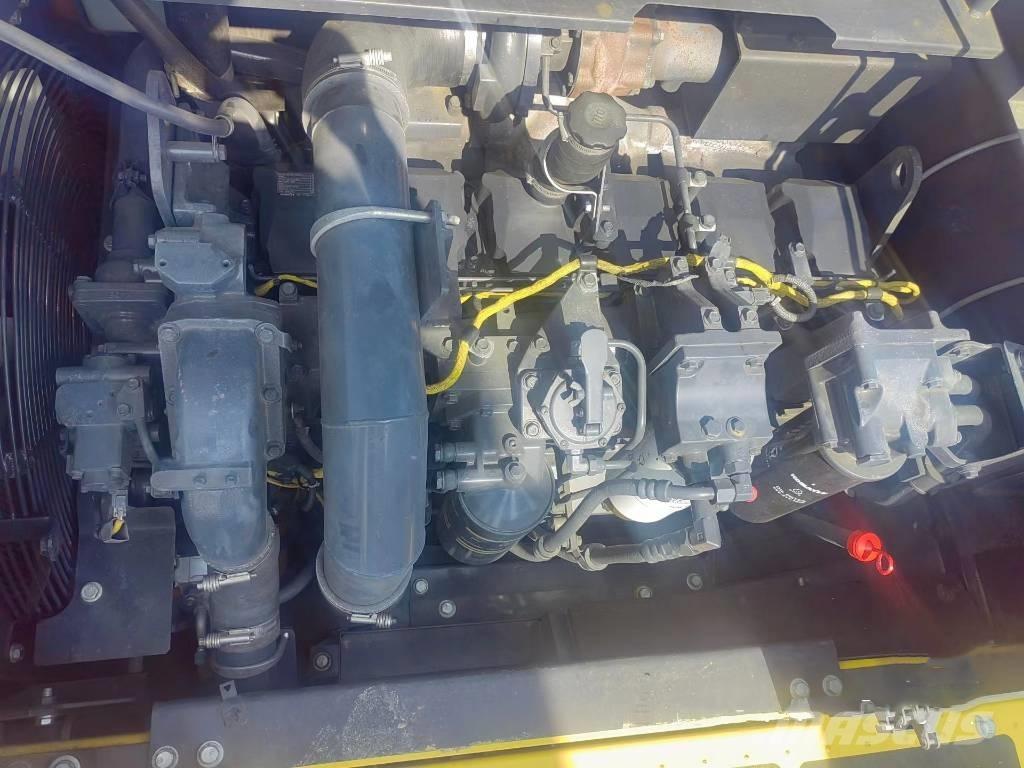 Komatsu PC450-8 Εκσκαφείς με ερπύστριες