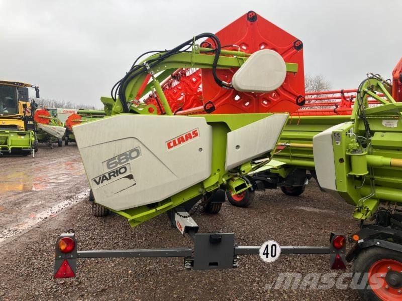 CLAAS TRION 640 Θεριζοαλωνιστικές μηχανές