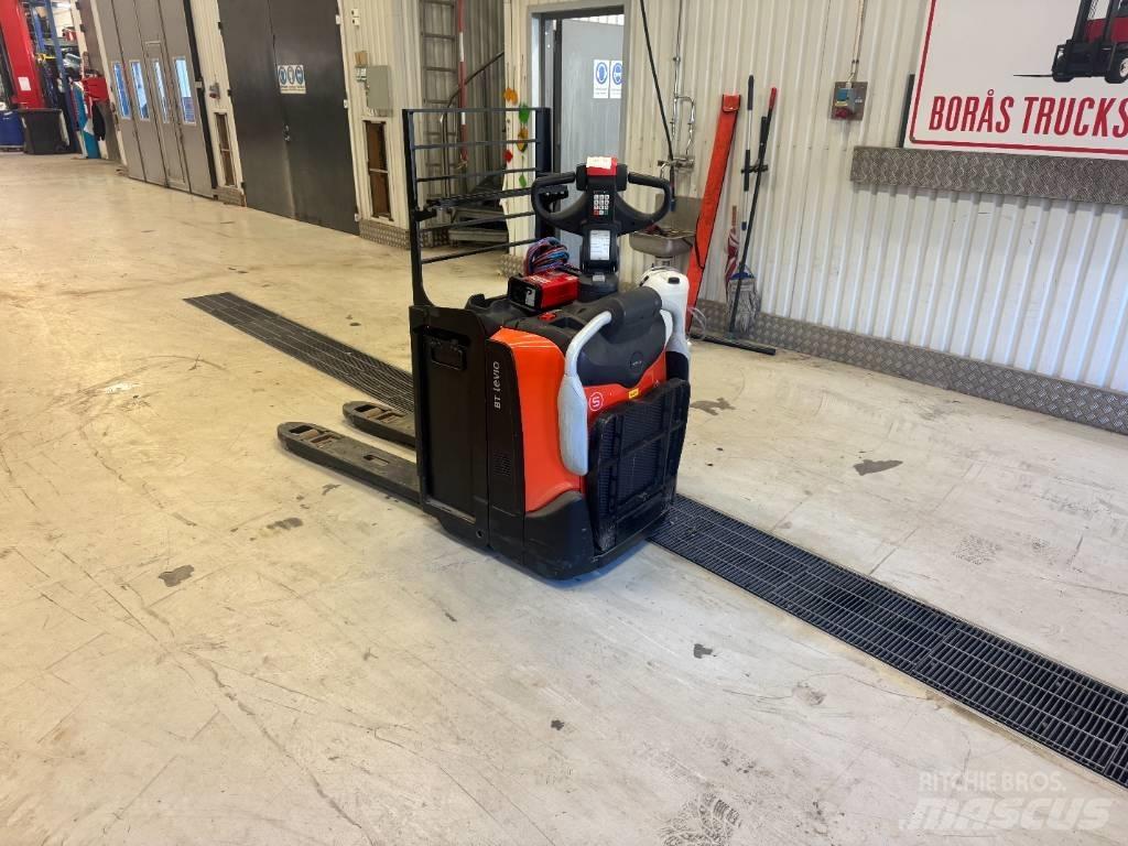 Toyota LPE 220 Χειροκίνητο περονοφόρο ανυψωτικό με πλατφόρμα